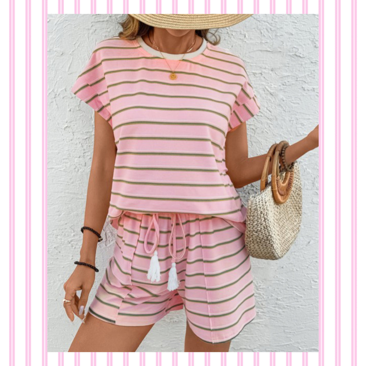 The Pink Zebra Boutique - Photo 2